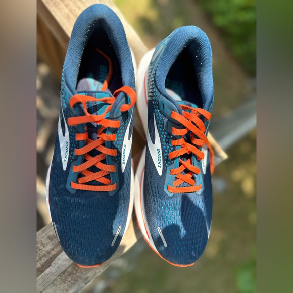 ‼️ men’s brooks‼️ - Picture 2 of 3